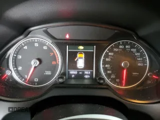 2015 Audi Q5 Premium Plus z VIN WA1DGAFP9FA044955, wystawiony jako Copart lot #60493205 z przebiegiem 109 593 mil mil oraz Szkoda całkowita • Salvage title. Historia ofert i sprzedaży dostępna na DreamBid. Obrazek 9.