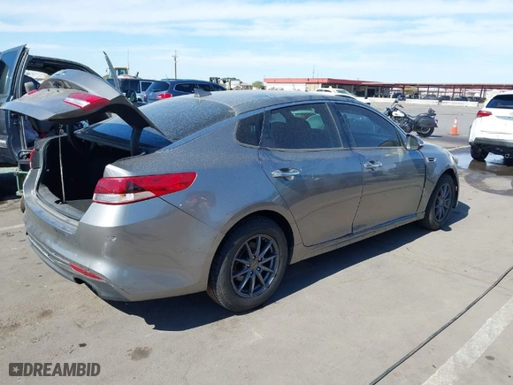 2017 Kia Optima LX with VIN 5XXGT4L30HG149506, listed as a IAAI auction lot 41591864 with 137,087 mi miles. Bid and sale history available at carsss.com. Image 4.