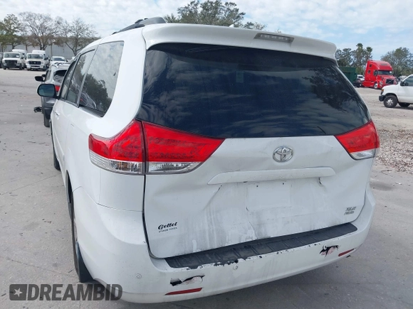 2011 Toyota Sienna XLE with VIN 5TDDK3DC6BS029472, listed as a IAAI auction lot 41554859 with 145,393 mi miles. Bid and sale history available at carsss.com. Image 6.