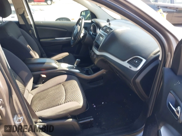 2013 Dodge Journey SE with VIN 3C4PDCAB7DT730744, listed as a IAAI auction lot 41900114 with 186,086 mi miles and . Bid and sale history available at DreamBid. Image 5.