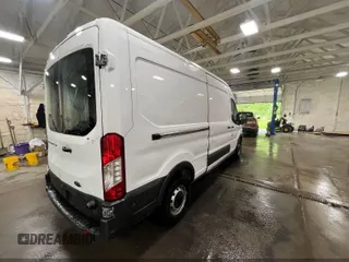 2017 Ford Transit с VIN 1FTYR2CM5HKA21834, выставлен на аукционе IAAI как лот 42588642 с пробегом 149 183 миль миль и . История ставок и продаж доступна на DreamBid. Изображение 4.