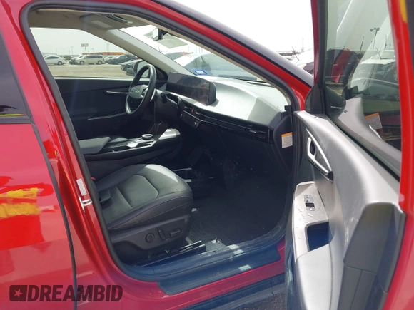 2022 Kia EV6 Wind z VIN KNDC3DLC6N5089018, wystawiony jako IAAI lot #41748175 z przebiegiem 25 157 mil mil oraz . Historia ofert i sprzedaży dostępna na DreamBid. Obrazek 5.
