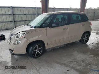 2014 FIAT 500L Easy with VIN ZFBCFABH4EZ021136, listed as a Copart auction lot 84444714 with 88,461 mi miles and Salvage Title. Bid and sale history available at carsss.com. Image 1.