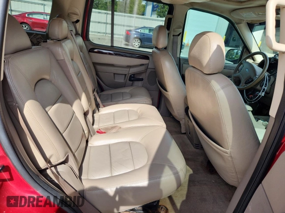 2005 Ford Explorer Limited с VIN 1FMDU65W55UB61476, выставлен на аукционе Copart как лот 64595695 с пробегом 226 913 миль миль и Списание • Salvage title. История ставок и продаж доступна на DreamBid. Изображение 11.