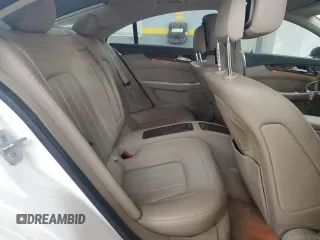 2012 Mercedes-Benz CLS 550 z VIN WDDLJ7DB1CA010670, wystawiony jako Copart lot #52570125 z przebiegiem 103 261 mil mil oraz Szkoda całkowita • Salvage title. Historia ofert i sprzedaży dostępna na DreamBid. Obrazek 10.
