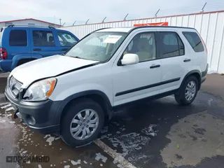 2006 Honda CR-V EX with VIN JHLRD78886C011532, listed as a IAAI auction lot 41682114 with 195,993 mi miles. Bid and sale history available at carsss.com. Image 18.
