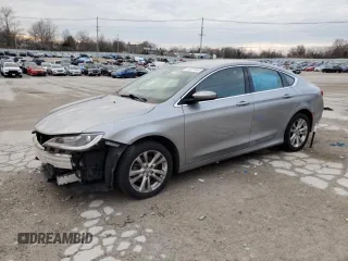 2015 Chrysler 200 Limited with VIN 1C3CCCAB1FN600774, listed as a Copart auction lot 84901984 with 113,902 mi miles and Salvage Title. Bid and sale history available at carsss.com. Image 1.