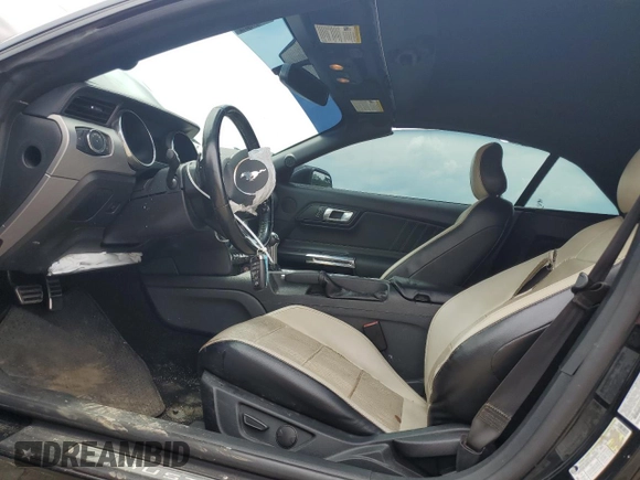 2020 Ford Mustang EcoBoost с VIN 1FATP8UH4L5137821, выставлен на аукционе Copart как лот 58834615 с пробегом 102 707 миль миль и Списание • Salvage title. История ставок и продаж доступна на DreamBid. Изображение 7.