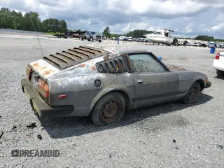 1981 Datsun 280ZX z VIN JN1HZ04SDBX265650, wystawiony jako Copart lot #56589245 z przebiegiem 147 572 mil mil oraz Nie do naprawy • Non repairable. Historia ofert i sprzedaży dostępna na DreamBid. Obrazek 3.
