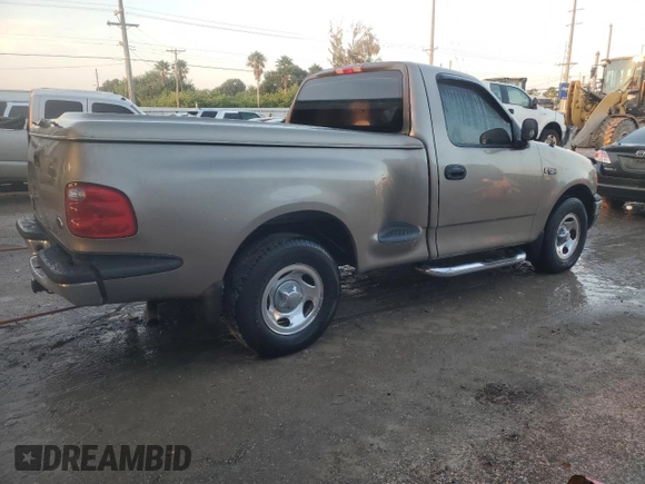 2004 Ford F-150 XL with VIN 2FTRF07224CA54623, listed as a Copart auction lot 73820434 with Not provided miles and Non repairable. Bid and sale history available at DreamBid. Image 3.