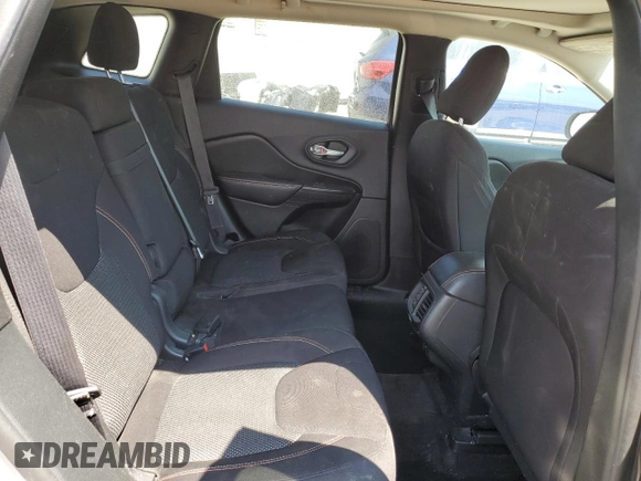 2016 Jeep Cherokee Latitude with VIN 1C4PJLCBXGW290992, listed as a Copart auction lot 62168135 with 139,160 mi miles and Non repairable. Bid and sale history available at DreamBid. Image 11.