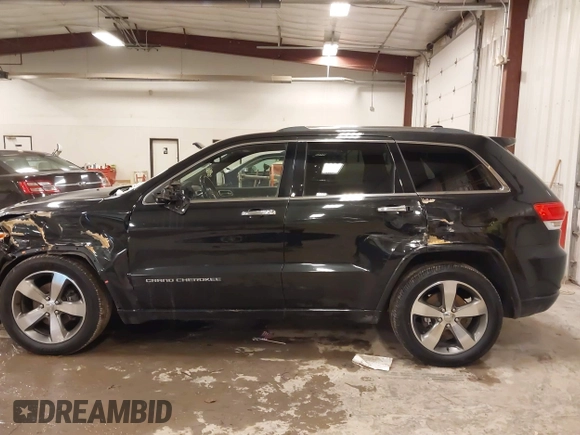 2015 Jeep Grand Cherokee Overland with VIN 1C4RJFCT7FC612930, listed as a IAAI auction lot 41485240 with 189,564 mi miles. Bid and sale history available at carsss.com. Image 14.