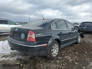 2002 Volkswagen Passat GLS with VIN WVWPD63BX2E396477, listed as a Copart auction lot 42934125 with 175,104 mi miles and Salvage Title. Bid and sale history available at carsss.com. Image 3.