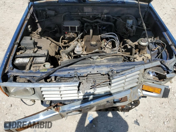 1986 Toyota Pickup с VIN JT4RN70D2G0018661, выставлен на аукционе Copart как лот 52309025 с пробегом 621 023 миль миль и Списание • Salvage title. История ставок и продаж доступна на DreamBid. Изображение 11.
