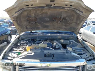 2001 Ford Super Duty F-250 XL with VIN 3FTNW21F21MA21921, listed as a IAAI auction lot 41503819 with 286,317 mi miles. Bid and sale history available at carsss.com. Image 10.