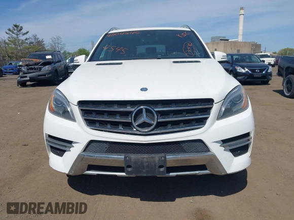 2014 Mercedes-Benz M 350 with VIN 4JGDA5HB2EA379792, listed as a IAAI auction lot 42104545 with 148,292 mi miles and . Bid and sale history available at carsss.com. Image 12.