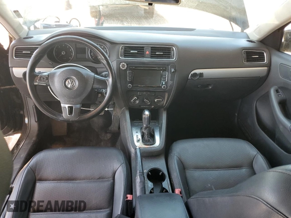 2013 Volkswagen Jetta SE with VIN 3VWDP7AJ1DM354199, listed as a Copart auction lot 61929725 with 149,739 mi miles and Salvage title. Bid and sale history available at DreamBid. Image 8.