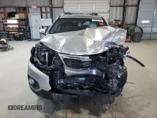 2013 Kia Sorento LX z VIN 5XYKT3A62DG348239, wystawiony jako Copart lot #52022165 z przebiegiem Nie podano mil oraz Szkoda całkowita • Salvage title. Historia ofert i sprzedaży dostępna na DreamBid. Obrazek 5.