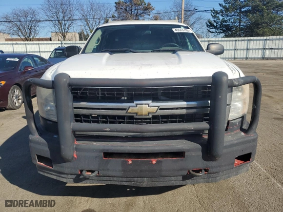 2008 Chevrolet Silverado 3500HD SRW LT w/1LT with VIN 1GCHK33678F180956, listed as a Copart auction lot 49663765 with 292,375 mi miles and Salvage Title. Bid and sale history available at carsss.com. Image 5.