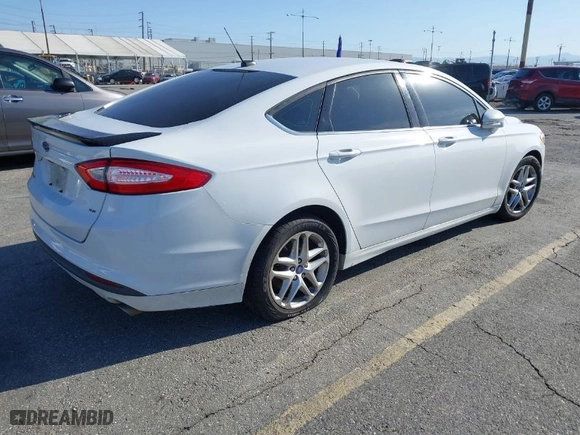 2013 Ford Fusion SE with VIN 3FA6P0H70DR144327, listed as a IAAI auction lot 41842073 with 153,908 mi miles. Bid and sale history available at carsss.com. Image 4.
