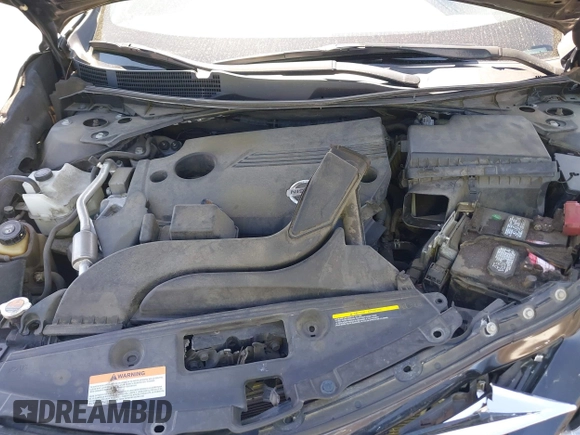 2014 Nissan Altima SV with VIN 1N4AL3APXEC112745, listed as a IAAI auction lot 41870011 with 159,793 mi miles and . Bid and sale history available at carsss.com. Image 10.