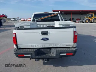 2015 Ford F-250 XLT с VIN 1FT7X2A65FEC57448, выставлен на аукционе IAAI как лот 41552596 с пробегом 113 158 миль миль и . История ставок и продаж доступна на DreamBid. Изображение 16.