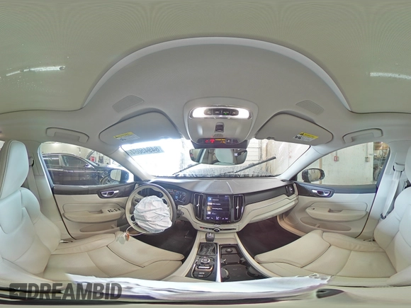 2021 Volvo XC60 Inscription с VIN YV4102DLXM1737403, выставлен на аукционе Copart как лот 84945084 с пробегом 19 900 миль миль и Списание • Salvage title. История ставок и продаж доступна на DreamBid. Изображение 15.