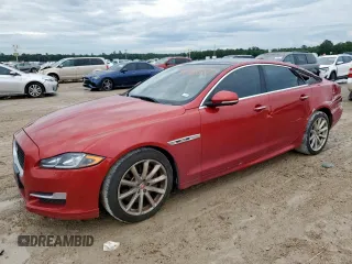 2016 Jaguar XJ R-Sport z VIN SAJWA1C71G8V95525, wystawiony jako Copart lot #58320255 z przebiegiem 66 514 mil mil oraz Szkoda całkowita • Salvage title. Historia ofert i sprzedaży dostępna na DreamBid. Obrazek 1.