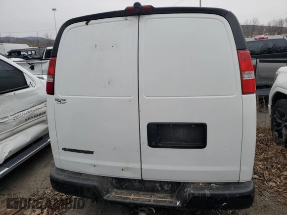 2017 Chevrolet Express Cargo Van with VIN 1GCWGBFF4H1122833, listed as a Copart auction lot 85538934 with 0 mi miles and Salvage Title. Bid and sale history available at carsss.com. Image 6.