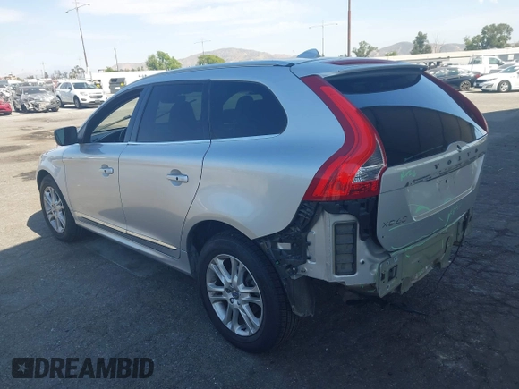2016 Volvo XC60 T5 Drive-E Premier с VIN YV440MDK2G2836800, выставлен на аукционе IAAI как лот 42386640 с пробегом 101 809 миль миль и . История ставок и продаж доступна на DreamBid. Изображение 3.