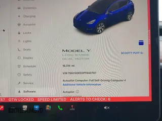 2023 Tesla Model Y Long Range z VIN 7SAYGDEE0PF840787, wystawiony jako IAAI lot #42172489 z przebiegiem 16 314 mil mil oraz . Historia ofert i sprzedaży dostępna na DreamBid. Obrazek 7.
