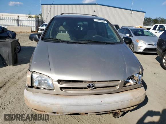 2000 Toyota Sienna LE with VIN 4T3ZF13C4YU304036, listed as a Copart auction lot 72448274 with 176,388 mi miles and Salvage Title. Bid and sale history available at carsss.com. Image 5.