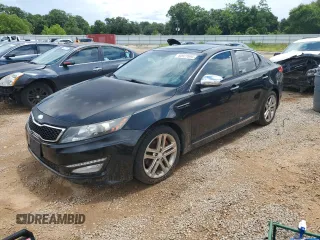 2013 Kia Optima SX z VIN 5XXGR4A65DG215196, wystawiony jako Copart lot #60927695 z przebiegiem 73 164 mil mil oraz Czysty tytuł • Clean title. Historia ofert i sprzedaży dostępna na DreamBid. Obrazek 1.