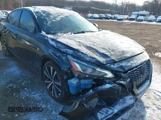 2020 Nissan Altima SR with VIN 1N4BL4CV9LC100962, listed as a IAAI auction lot 41392044 with 74,515 mi miles and . Bid and sale history available at carsss.com. Image 6.