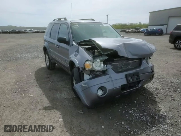 2007 Ford Escape Hybrid with VIN 1FMCU49HX7KB43999, listed as a Copart auction lot 53320974 with 203,002 mi miles and Non Repairable. Bid and sale history available at carsss.com. Image 11.