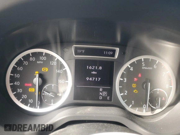 2018 Infiniti QX30 Premium with VIN SJKCH5CR7JA061030, listed as a Copart auction lot 86605824 with 94,717 mi miles and Clean title. Bid and sale history available at DreamBid. Image 9.