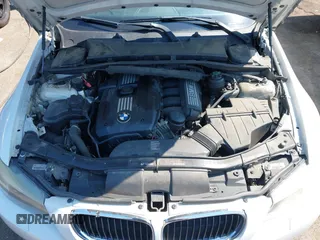 2011 BMW 3 Series 328i xDrive with VIN WBAPK5C54BA662199, listed as a IAAI auction lot 42651146 with 190,396 mi miles and . Bid and sale history available at DreamBid. Image 10.