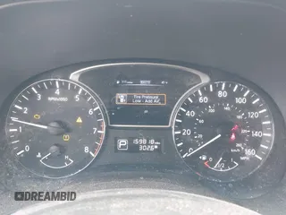 2014 Nissan Pathfinder SV with VIN 5N1AR2MM0EC698047, listed as a IAAI auction lot 41838837 with 159,818 mi miles. Bid and sale history available at carsss.com. Image 7.