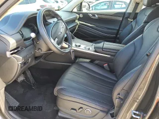 2024 Genesis GV80 z VIN KMUHCESC9RU202658, wystawiony jako Copart lot #56431315 z przebiegiem 25 783 mil mil oraz Tytuł czysty. Historia ofert i sprzedaży dostępna na DreamBid. Obrazek 7.