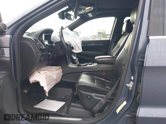 2019 Jeep Grand Cherokee Overland with VIN 1C4RJFCG6KC726690, listed as a IAAI auction lot 41421299 with 116,190 mi miles. Bid and sale history available at carsss.com. Image 5.