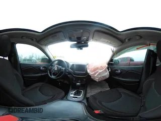 2017 Jeep Cherokee Latitude с VIN 1C4PJLCB5HW535750, выставлен на аукционе IAAI как лот 41296212 с пробегом 174 204 миль миль и . История ставок и продаж доступна на DreamBid. Изображение 18.