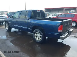 2001 Dodge Dakota Sport with VIN 1B7GL2AX01S133957, listed as a IAAI auction lot 41644558 with 156,008 mi miles. Bid and sale history available at carsss.com. Image 3.