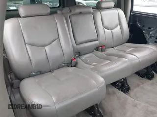 2005 Chevrolet Suburban Z71 with VIN 3GNFK16Z75G270885, listed as a IAAI auction lot 41916525 with Not Provided miles and . Bid and sale history available at DreamBid. Image 8.