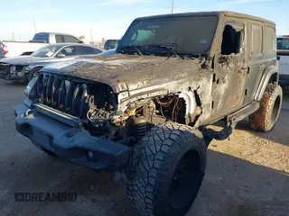 2020 Jeep Wrangler Unlimited Sport S с VIN 1C4HJXDNXLW348677, выставлен на аукционе IAAI как лот 42056986 с пробегом Не указан миль и . История ставок и продаж доступна на DreamBid. Изображение 2.