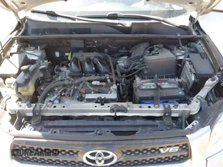 2008 Toyota RAV4 Sport with VIN JTMZK32V885018241, listed as a IAAI auction lot 42224235 with 208,321 mi miles and . Bid and sale history available at DreamBid. Image 10.
