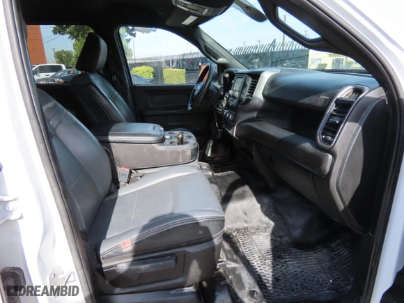 2022 Ram 2500 Tradesman with VIN 3C6UR4HL3NG158873, listed as a Copart auction lot 49887925 with 38,363 mi miles and Clean Title. Bid and sale history available at carsss.com. Image 5.