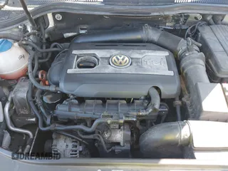 2010 Volkswagen CC Sport with VIN WVWMP7AN9AE541097, listed as a IAAI auction lot 42196803 with 151,297 mi miles and . Bid and sale history available at DreamBid. Image 10.