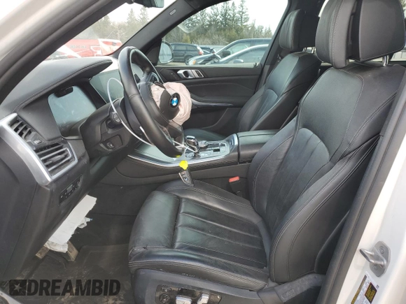 2021 BMW X5 M50i with VIN 5UXJU4C05M9E57370, listed as a Copart auction lot 50819455 with 88,583 mi miles and Clean Title. Bid and sale history available at carsss.com. Image 7.