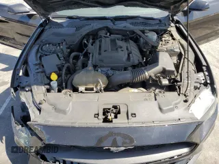 2018 Ford Mustang EcoBoost Premium with VIN 1FATP8UH2J5133487, listed as a Copart auction lot 61570415 with 106,269 mi miles and Salvage title. Bid and sale history available at DreamBid. Image 11.