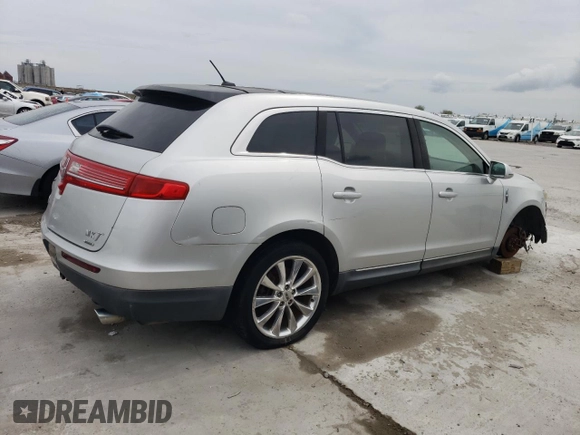 2010 Lincoln MKT EcoBoost with VIN 2LMHJ5AT2ABJ04737, listed as a Copart auction lot 50027895 with 176,887 mi miles and Salvage Title. Bid and sale history available at DreamBid. Image 3.